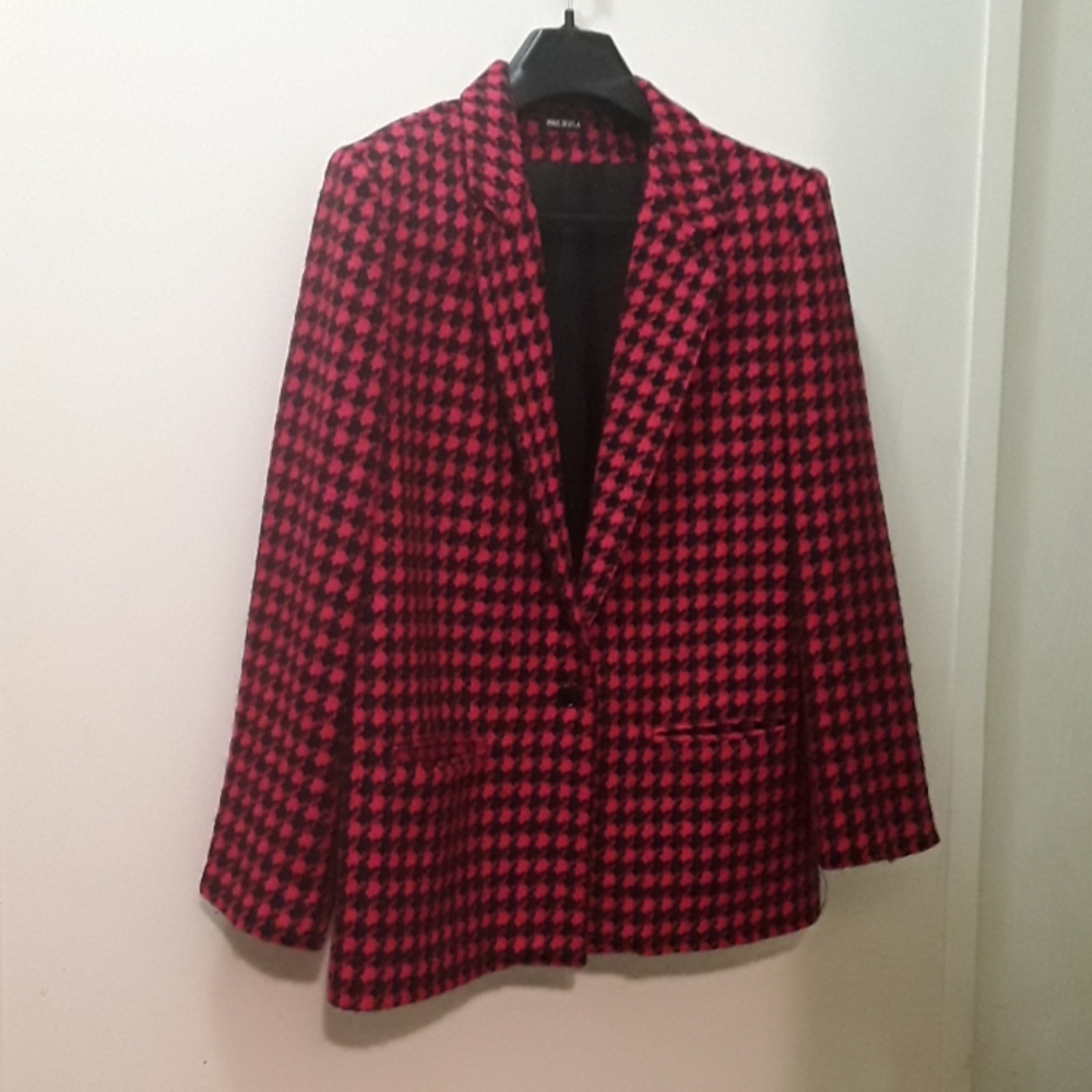 Women black and red coat.